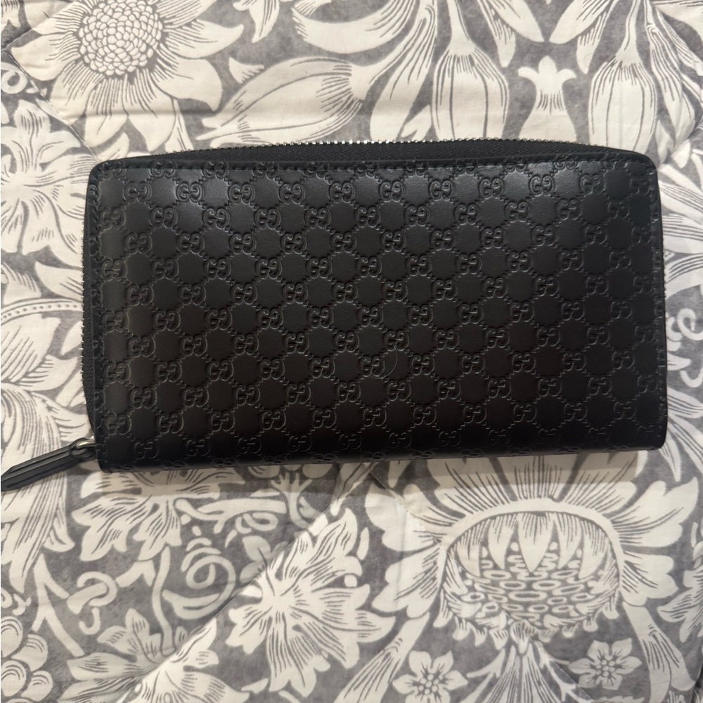 Gucci Black Guccisima Long Zip Wallet
